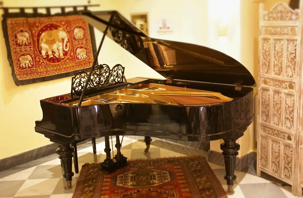 Hotel Novecento Roma