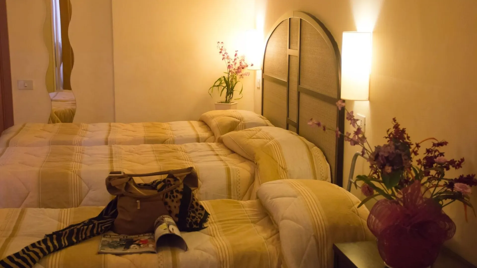 Hotel Novecento Rome 3*,