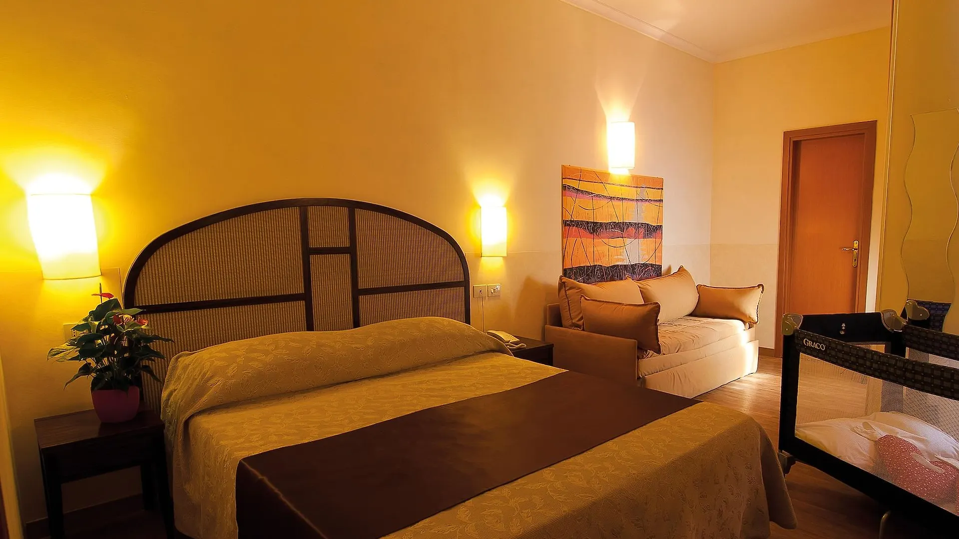 Hotel Novecento Rome