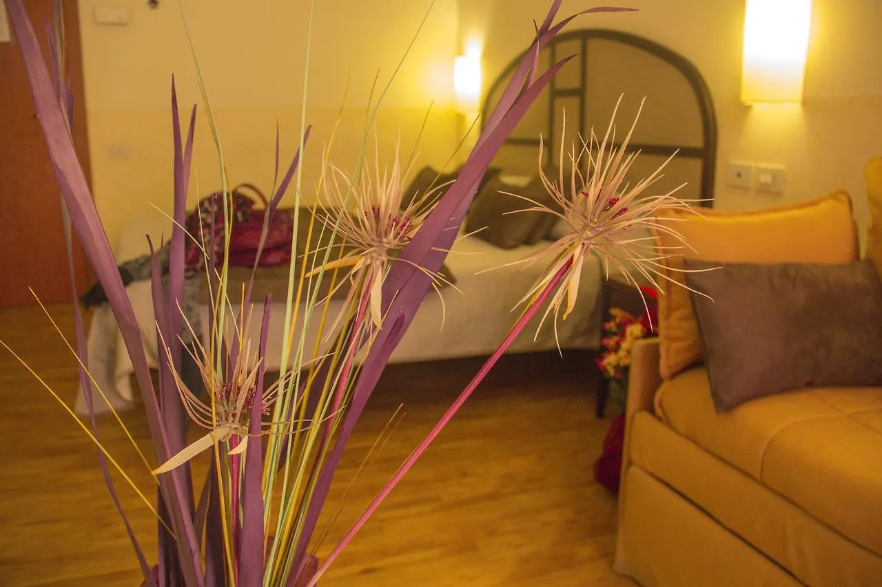 Hotel Novecento Rome