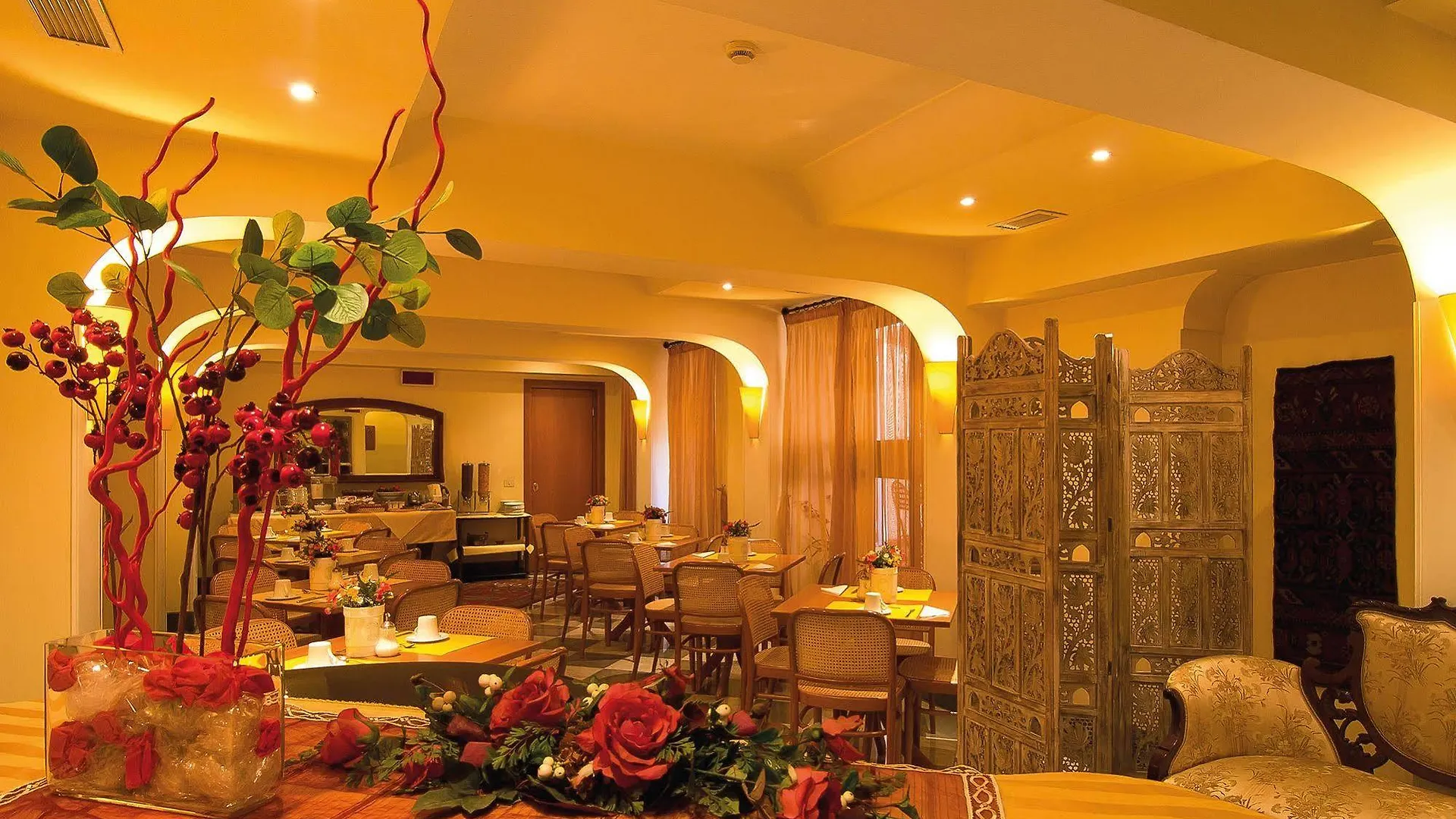 Hotel Novecento Rome 3*,  Italy